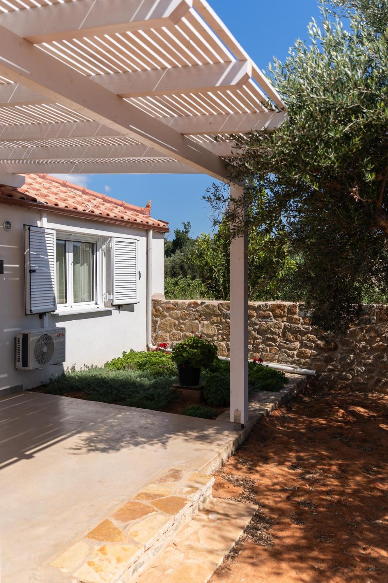 Lithos Suites Finikounda Exterior foto