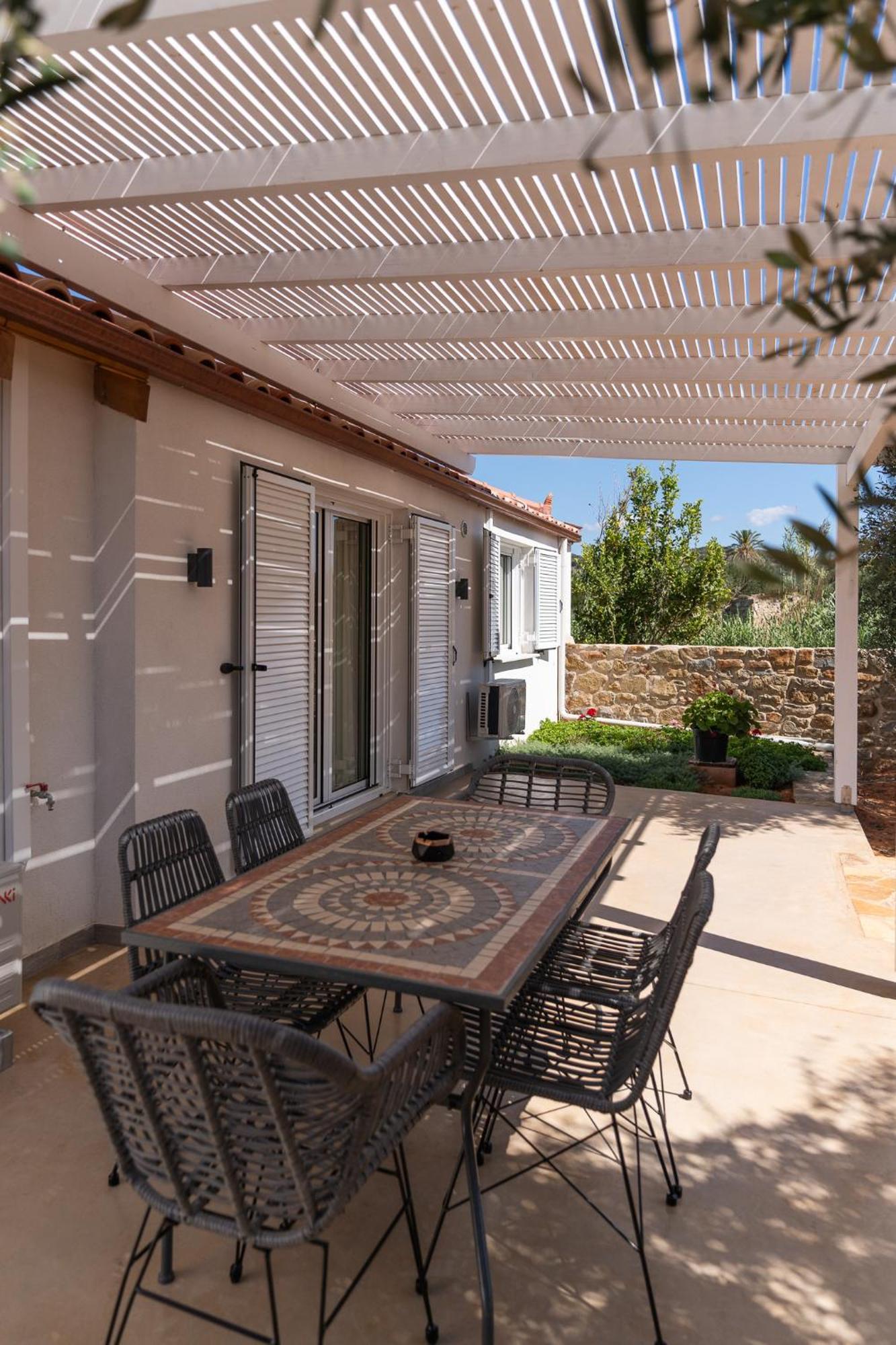 Lithos Suites Finikounda Exterior foto